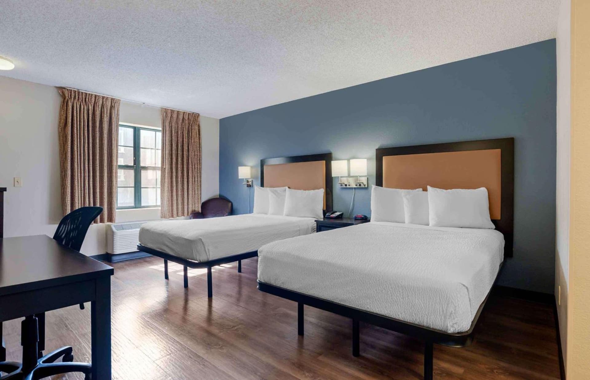 Extended Stay America Suites - Los Angeles - Torrance Blvd interior in Torrance, CA — gallery photo 2