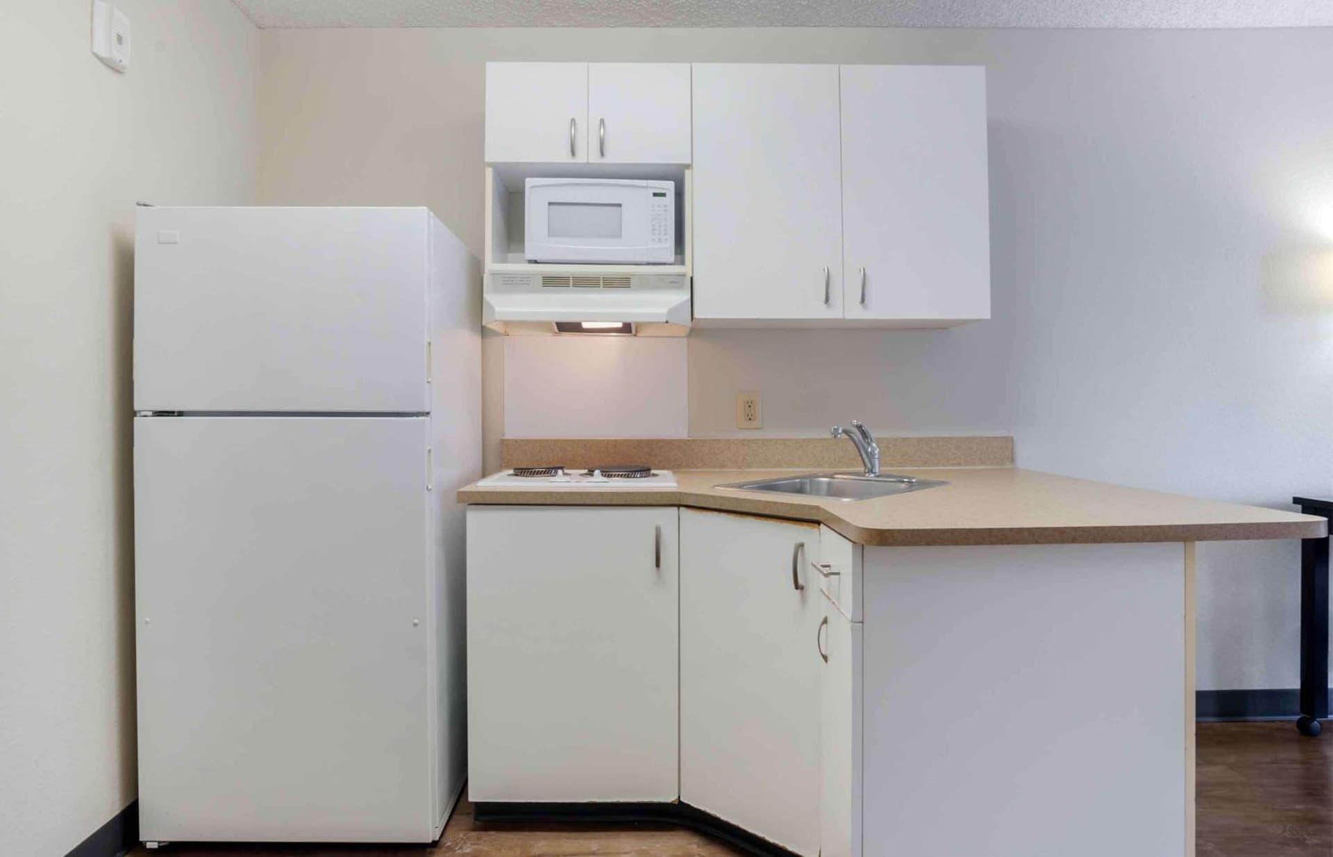 Extended Stay America Suites - Los Angeles - Torrance Blvd gallery photo in Torrance, CA — image 36