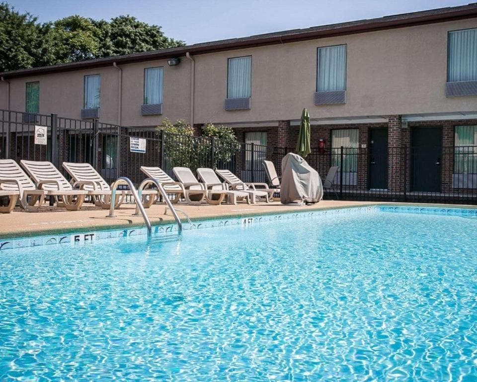 Quality Inn Columbia Airport property views in West Columbia, SC — gallery photo 3