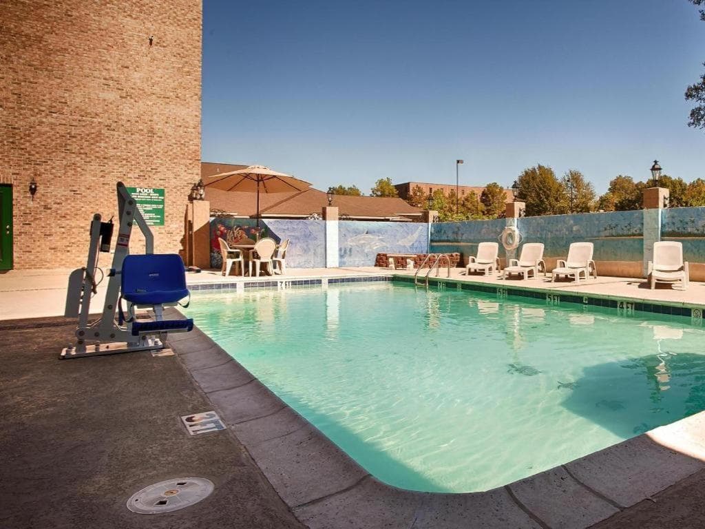Baton Rouge Hotel interior in Baton Rouge, LA — gallery photo 2