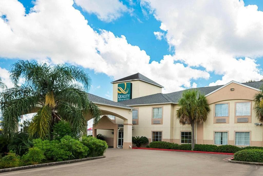 Quality Inn & Suites Franklin featured exterior or lobby in Franklin, LA — similar hotel