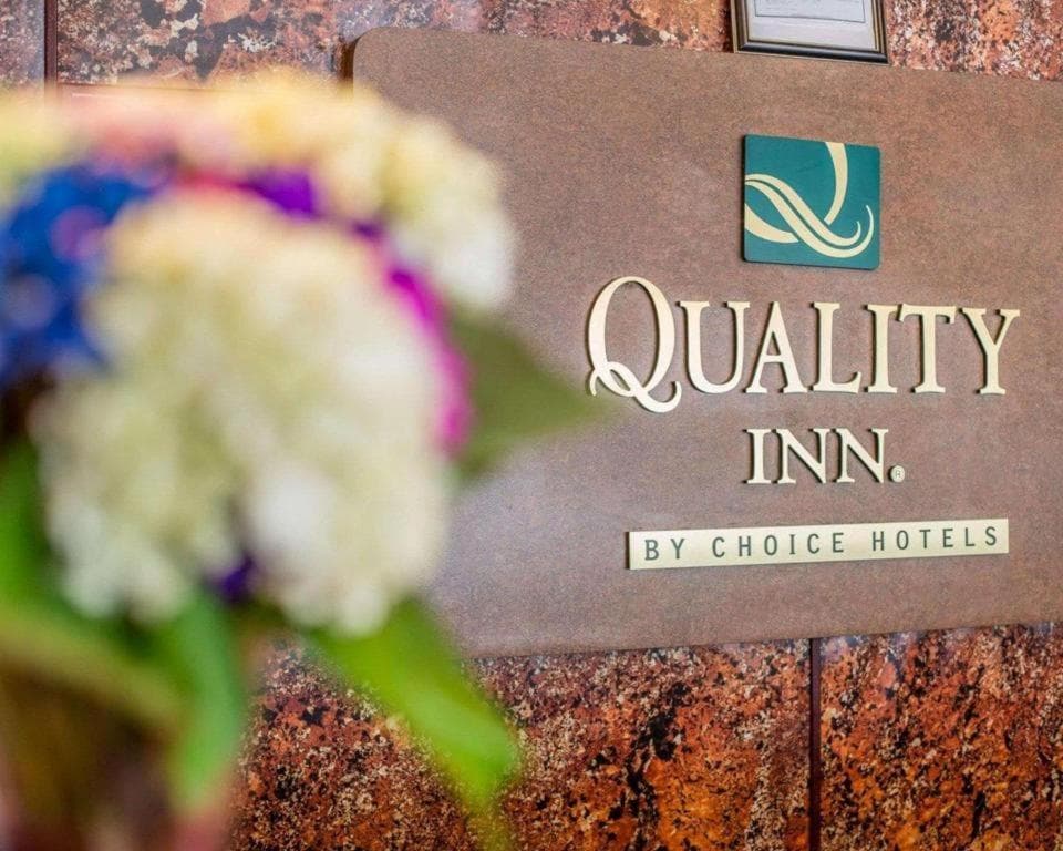 Quality Inn & Conference Center interior in Brattleboro, VT — gallery photo 2