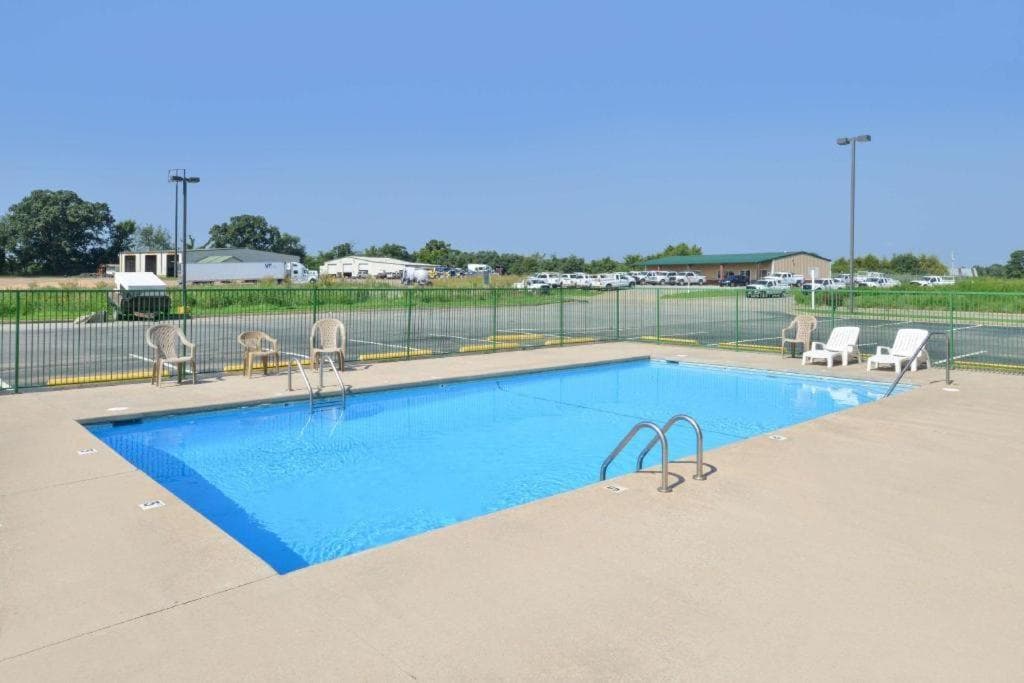 Ozark property views in Ozark, AR — gallery photo 3