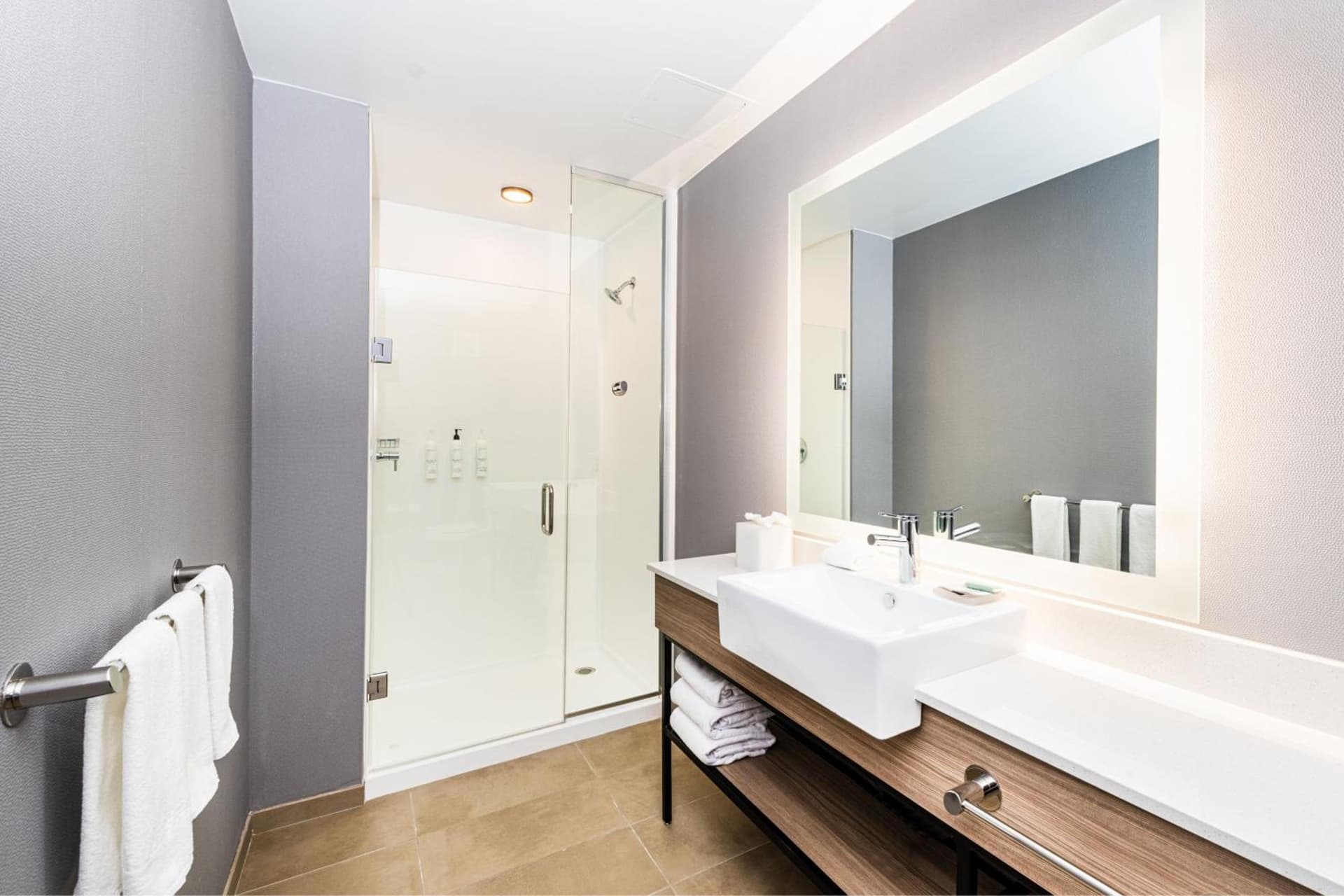 SpringHill Suites by Marriott Baltimore Downtown Convention Center Area gallery photo in Baltimore, MD — image 10