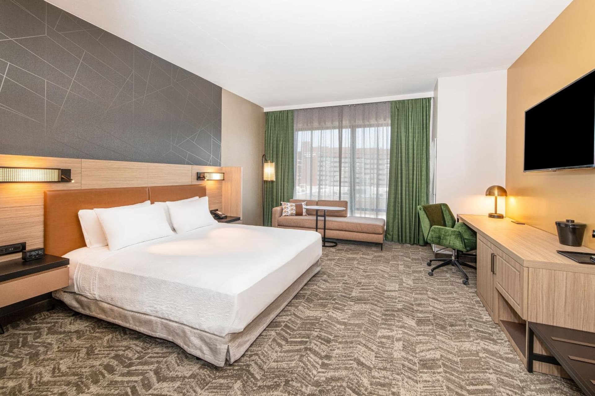 SpringHill Suites by Marriott Baltimore Downtown Convention Center Area gallery photo in Baltimore, MD — image 15
