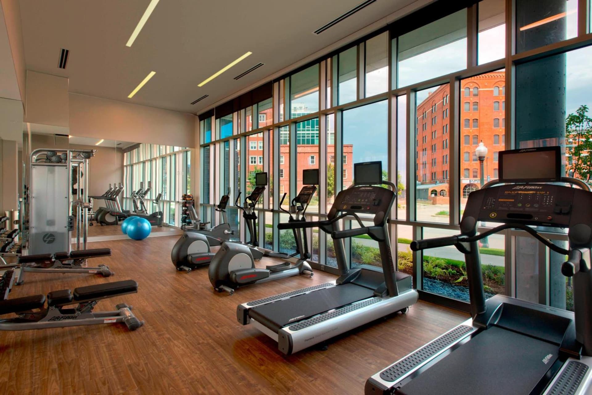SpringHill Suites by Marriott Denver Downtown gallery photo in Denver, CO — image 7