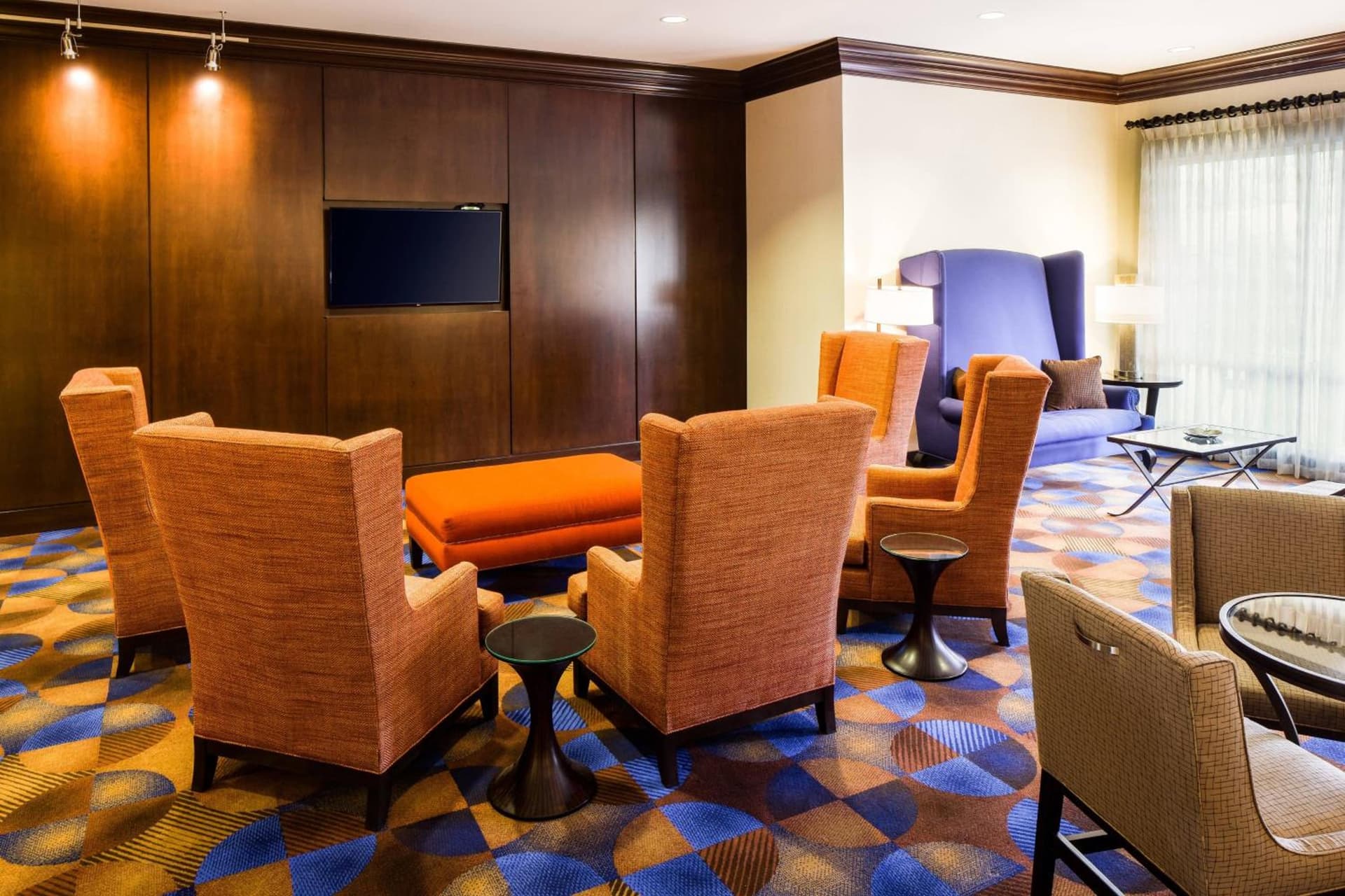 Courtyard Houston I-10 West/Park Row interior in Houston, TX — gallery photo 2