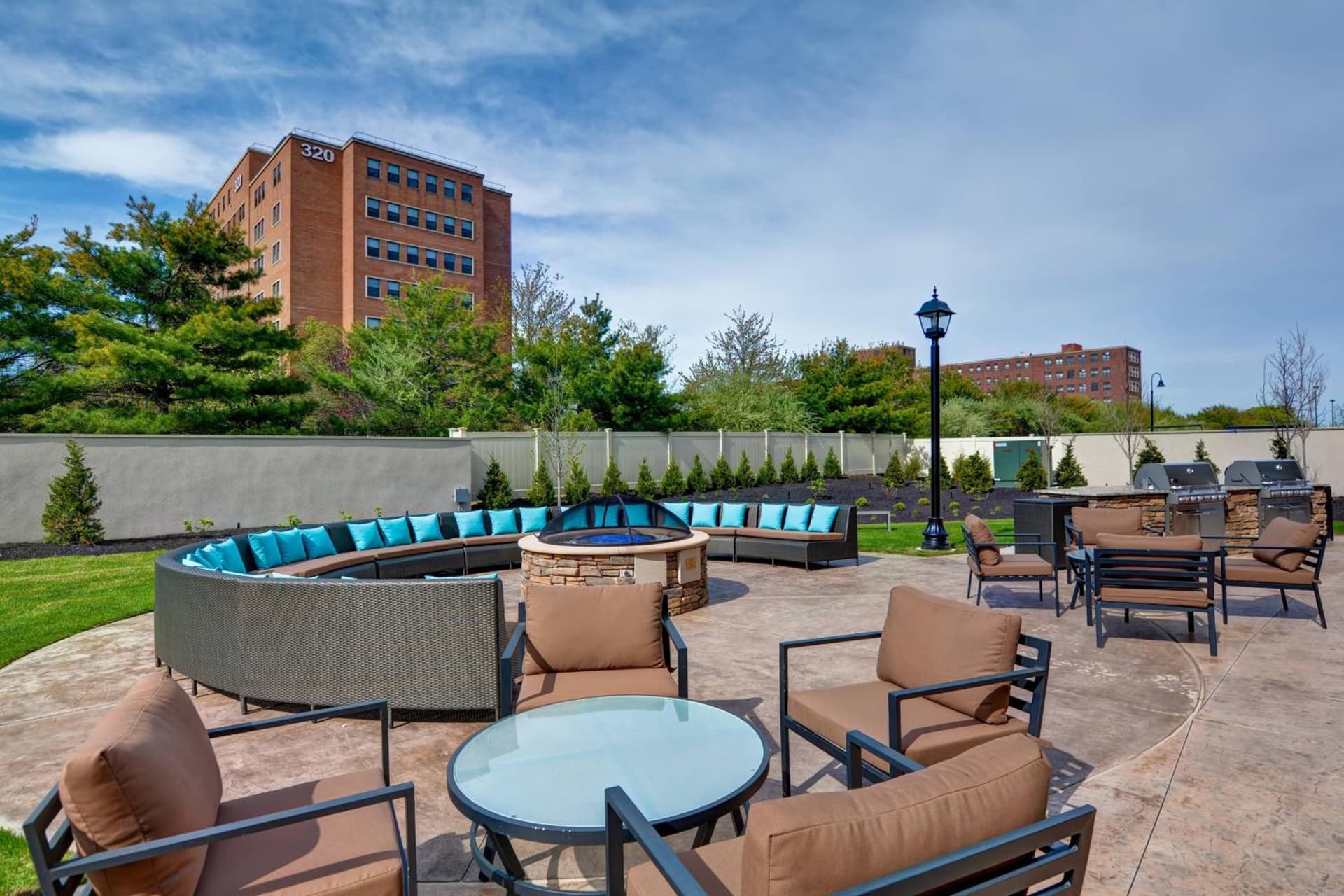 Courtyard by Marriott Long Island Islip/Courthouse Complex gallery photo in Central Islip, NY — image 35