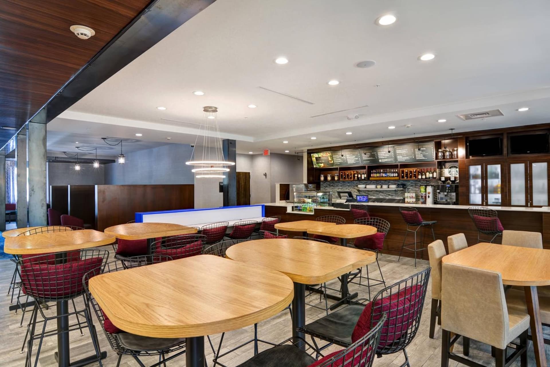 Courtyard by Marriott Long Island Islip/Courthouse Complex gallery photo in Central Islip, NY — image 10