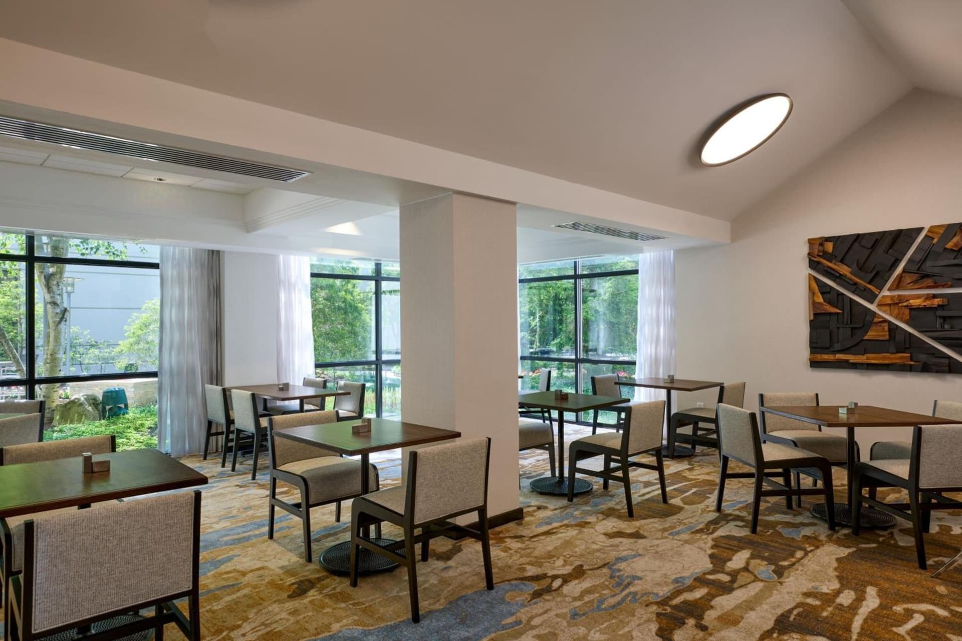 Pittsburgh Airport Marriott gallery photo in Robinson Township, PA — image 10
