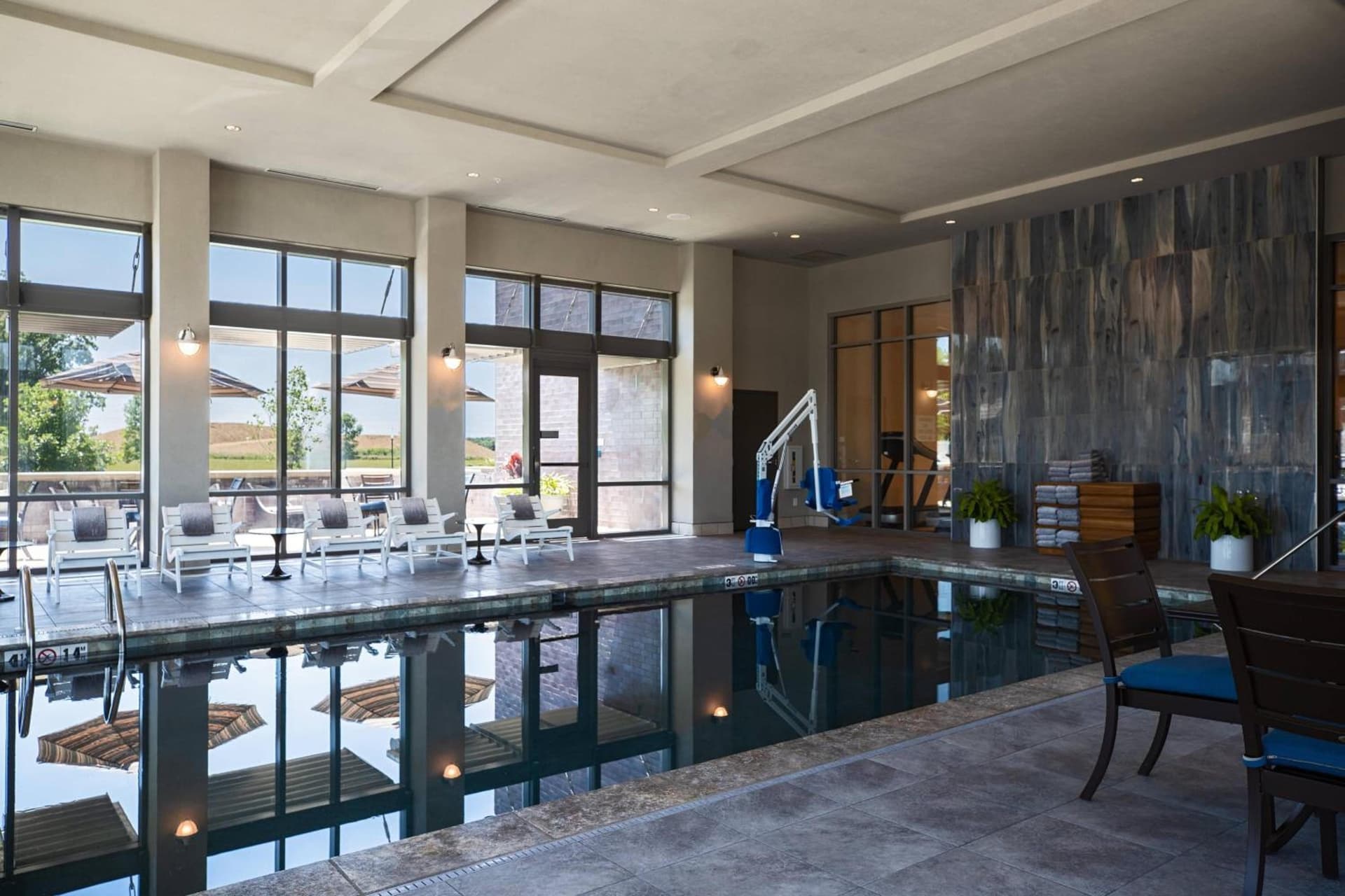 Renaissance Columbus Westerville-Polaris Hotel interior in Westerville, OH — gallery photo 2