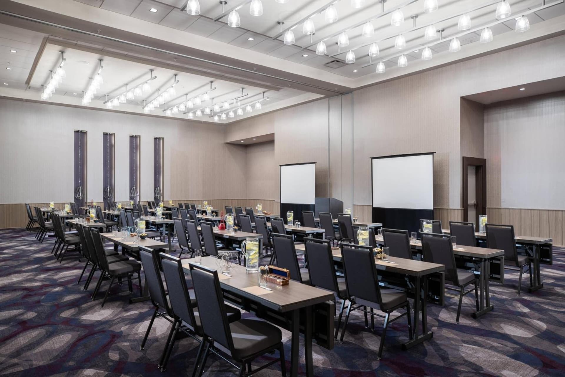 Renaissance Columbus Westerville-Polaris Hotel gallery photo in Westerville, OH — image 48