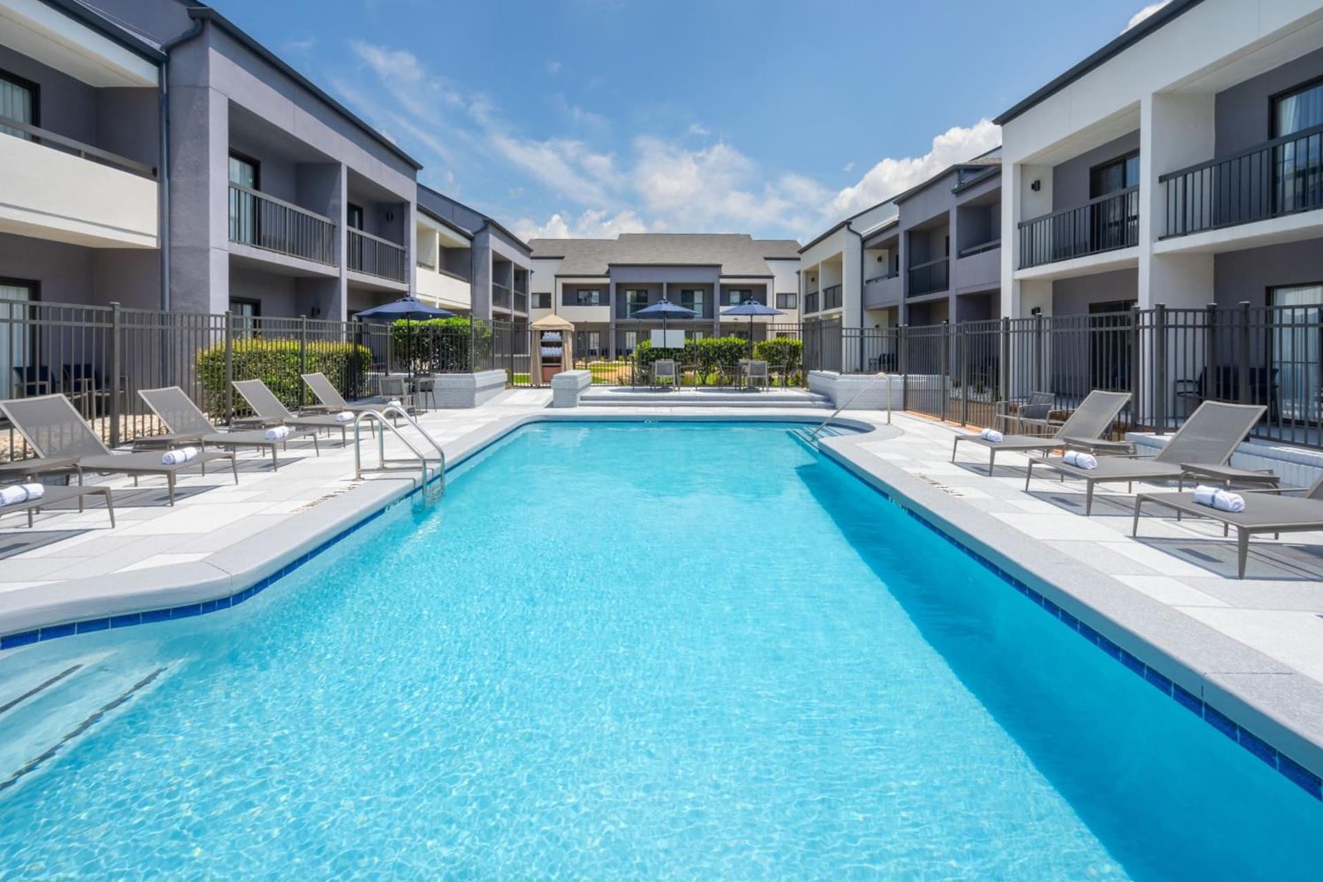 Courtyard by Marriott Atlanta Duluth/ Gwinnett Place gallery photo in Duluth, GA — image 16