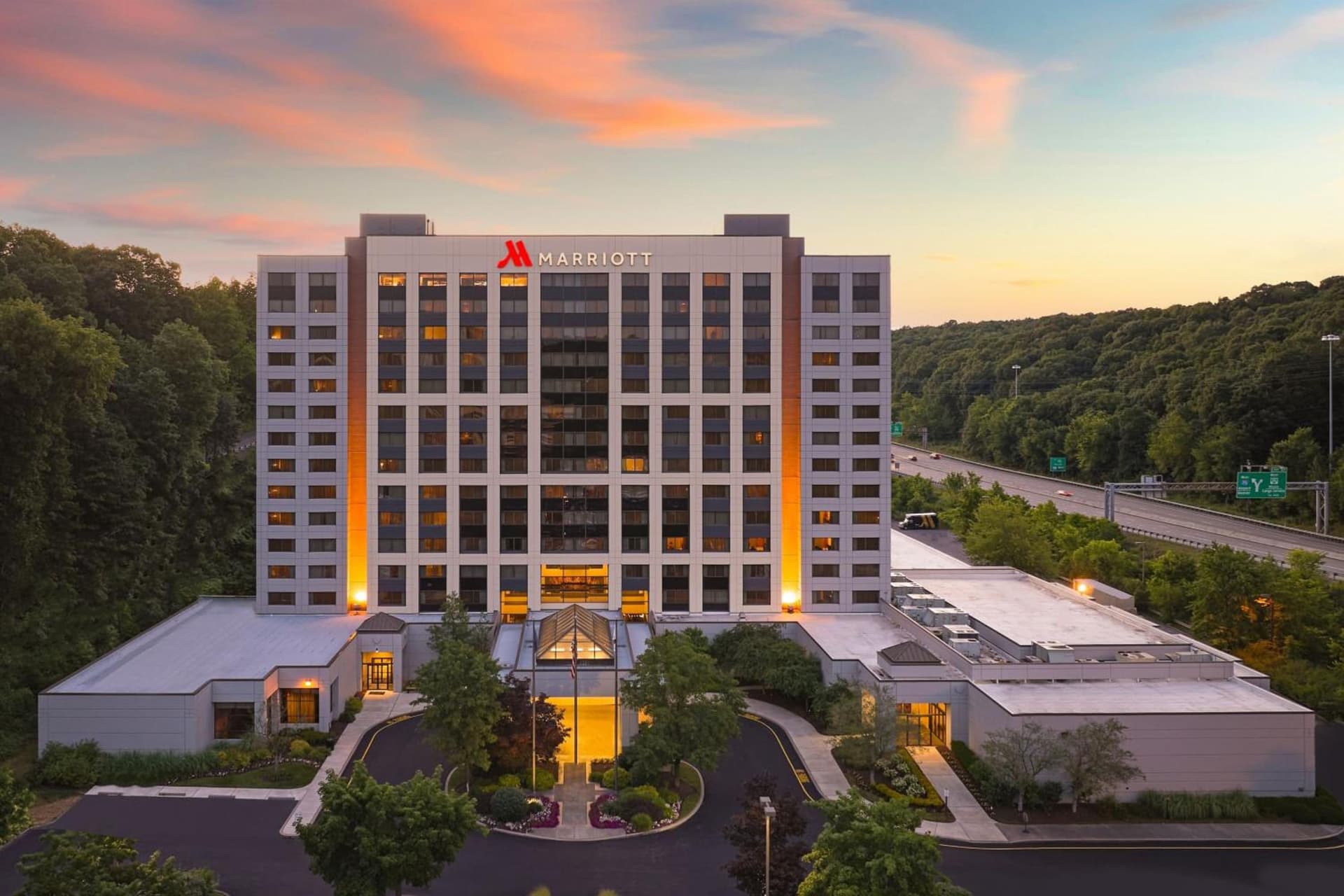 Pittsburgh Airport Marriott featured exterior or lobby in Robinson Township, PA — similar hotel