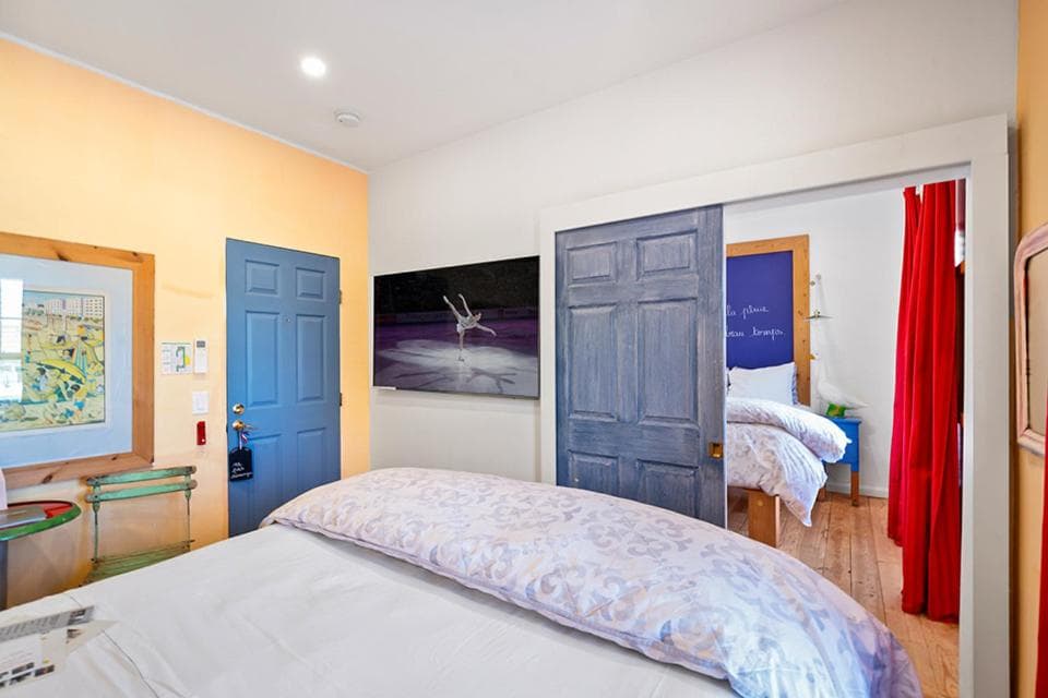 Metro Hotel and Cafe gallery photo in Petaluma, CA — image 32