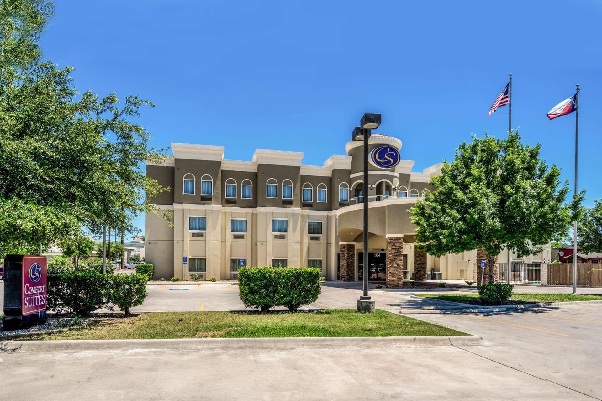 Comfort Suites Near Texas State University featured exterior or lobby in San Marcos, TX — similar hotel