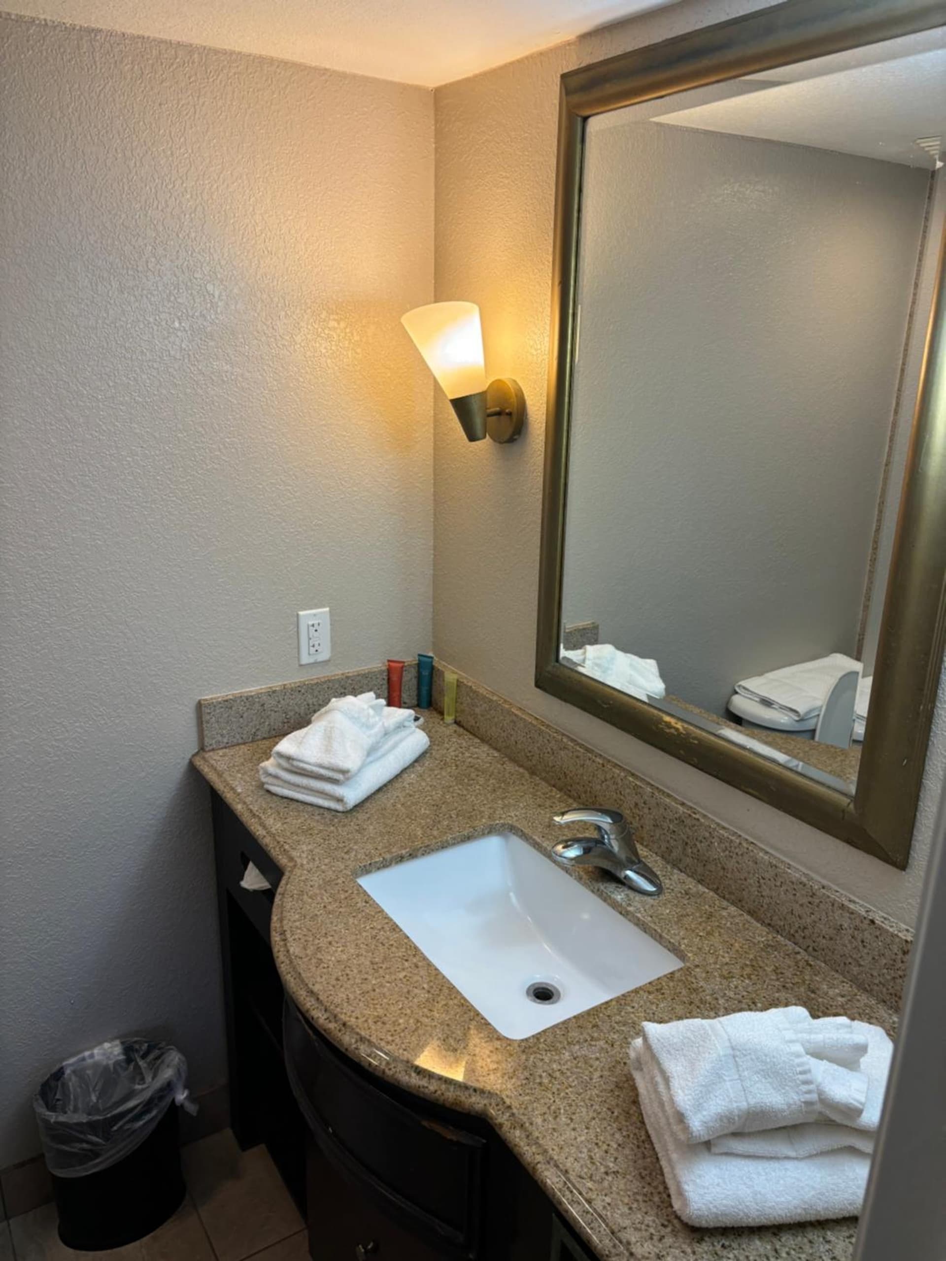 Inn On The Green Florida gallery photo in Tavares, FL — image 13