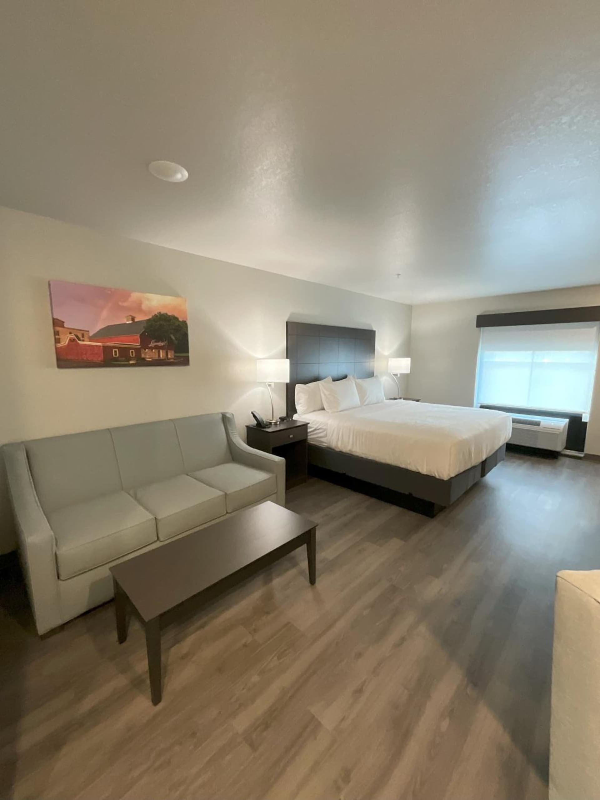 Riverstone Suites by Cobblestone Hotels - Chippewa Falls gallery photo in Chippewa Falls, WI — image 18