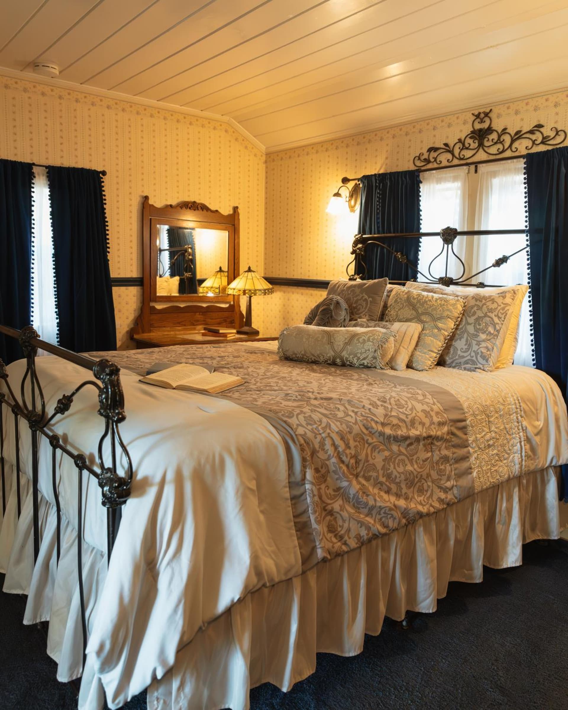 Julian Gold Rush Hotel property views in Julian, CA — gallery photo 3