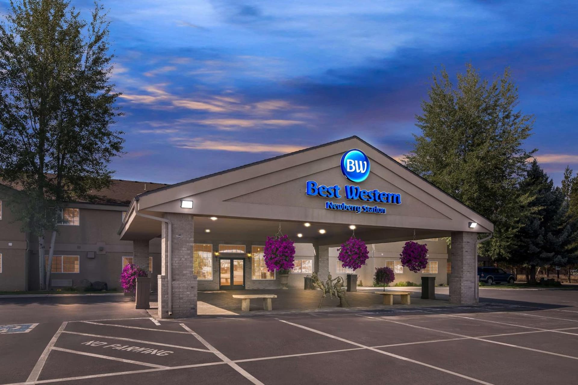 Best Western Newberry Station featured exterior or lobby in La Pine, OR — similar hotel