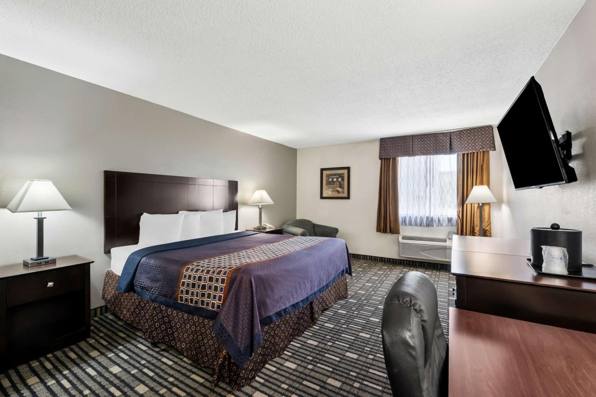 SureStay Plus Hotel by Best Western Lubbock Medical Center gallery photo in Lubbock, TX — image 52