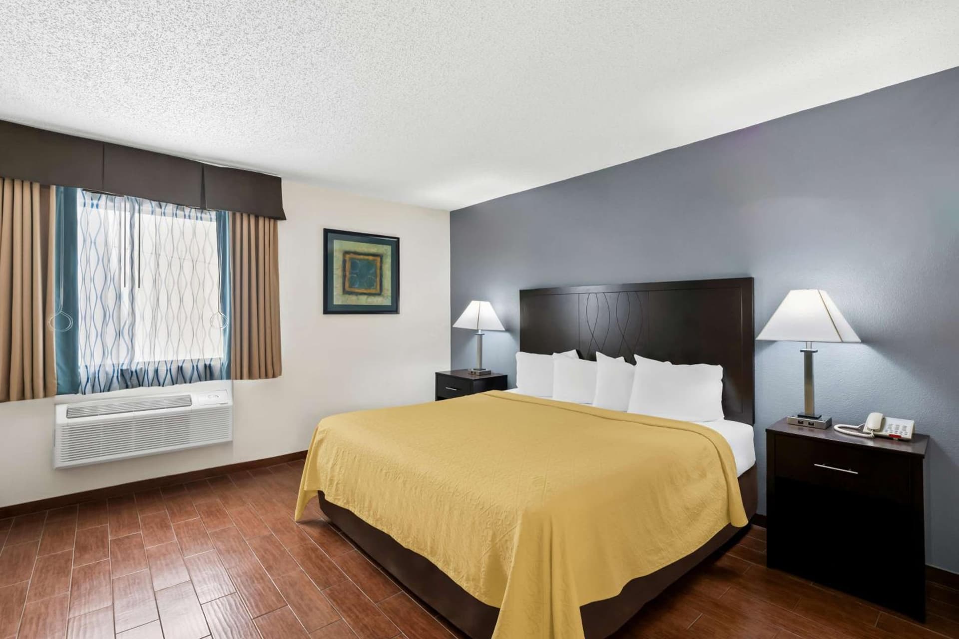 SureStay Plus Hotel by Best Western Lubbock Medical Center gallery photo in Lubbock, TX — image 37