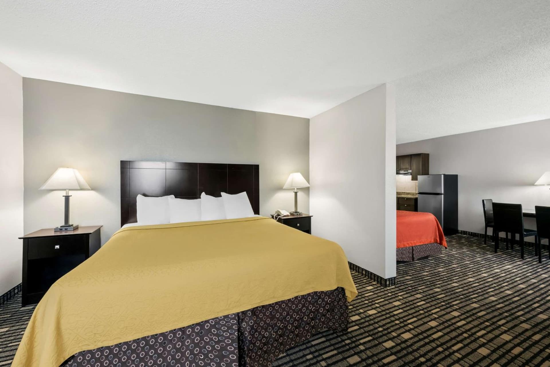 SureStay Plus Hotel by Best Western Lubbock Medical Center gallery photo in Lubbock, TX — image 29