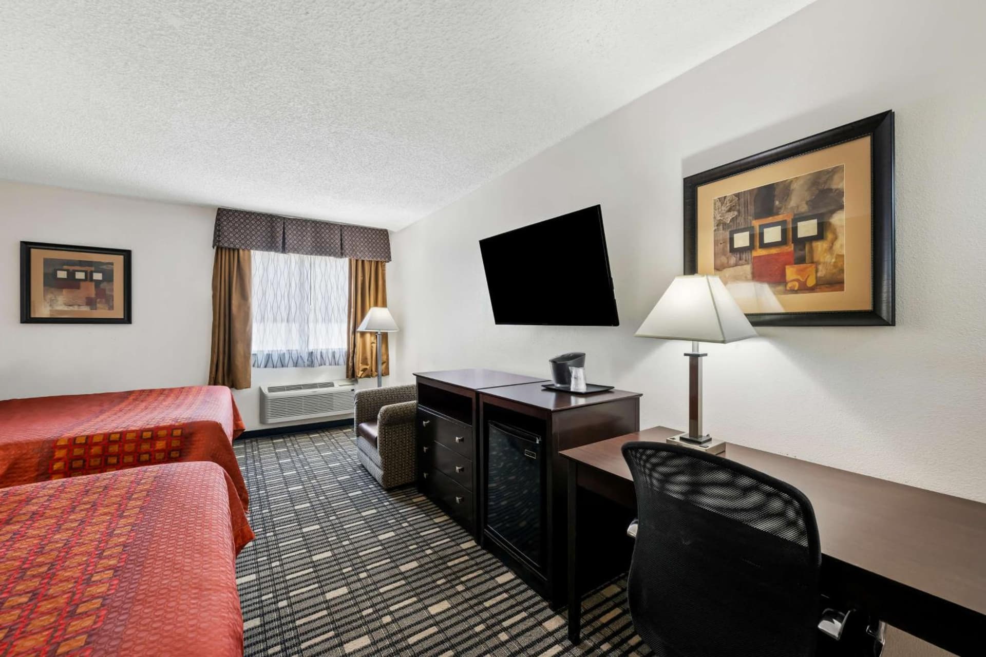 SureStay Plus Hotel by Best Western Lubbock Medical Center gallery photo in Lubbock, TX — image 20