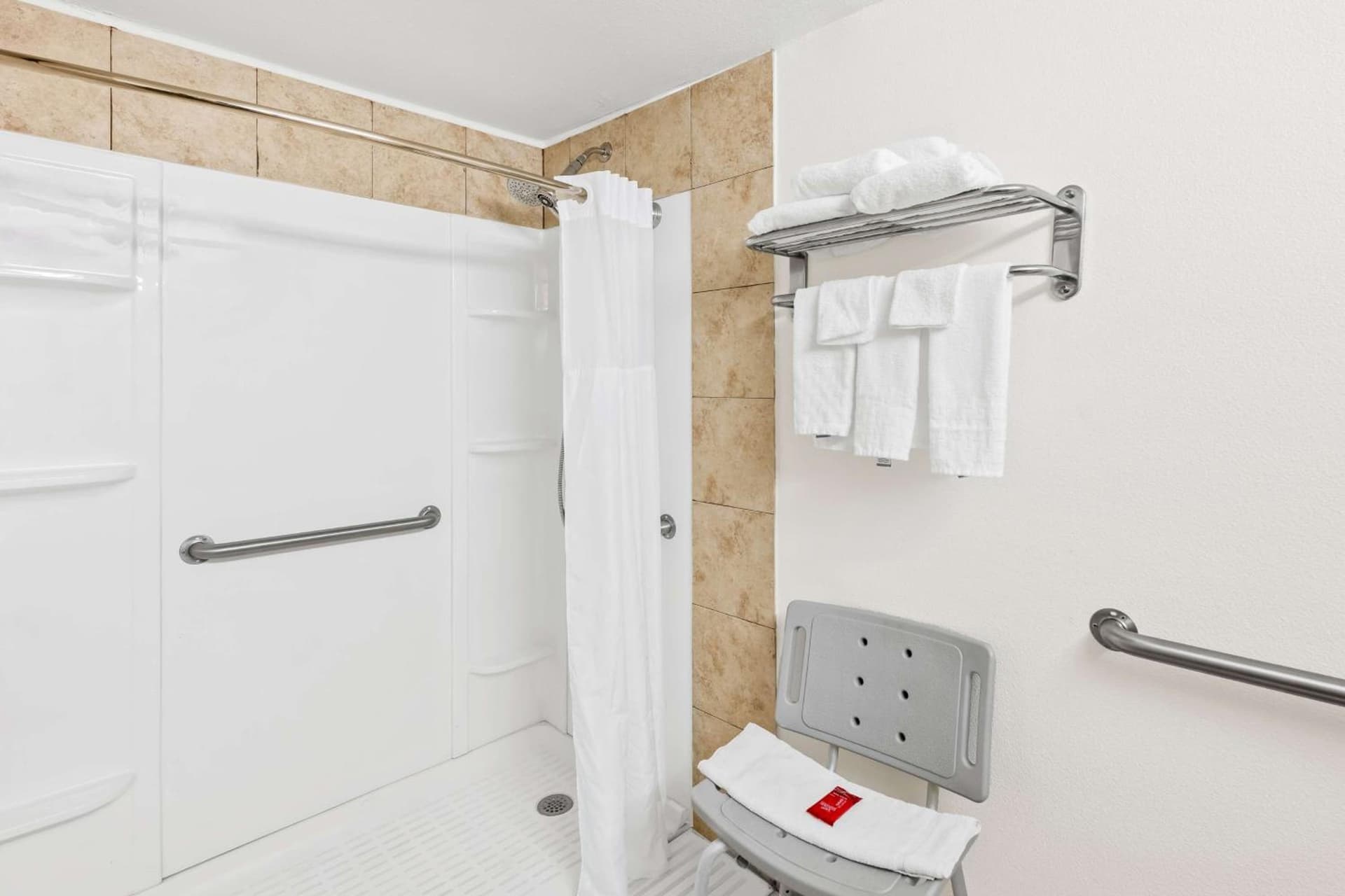 SureStay Plus Hotel by Best Western Lubbock Medical Center gallery photo in Lubbock, TX — image 18
