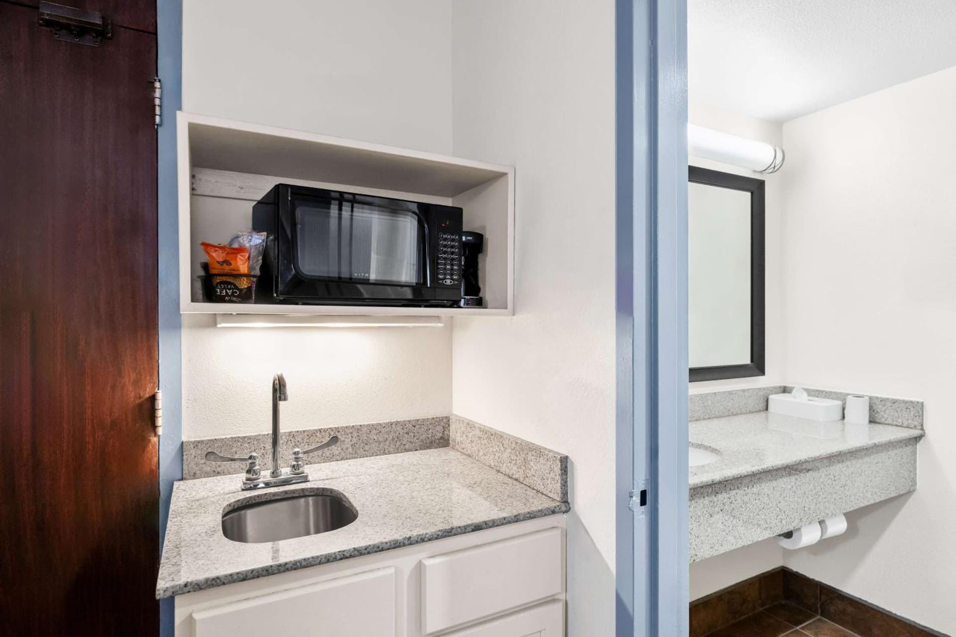 SureStay Plus Hotel by Best Western Lubbock Medical Center gallery photo in Lubbock, TX — image 30
