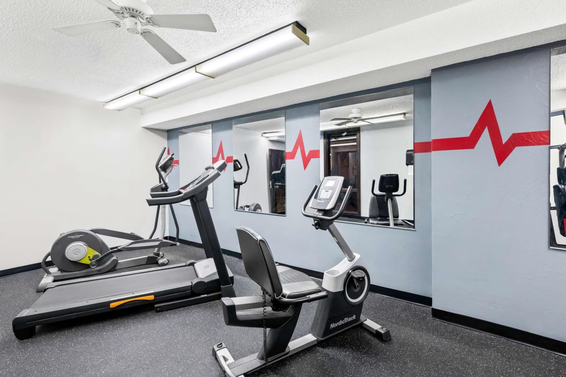 SureStay Plus Hotel by Best Western Lubbock Medical Center gallery photo in Lubbock, TX — image 43
