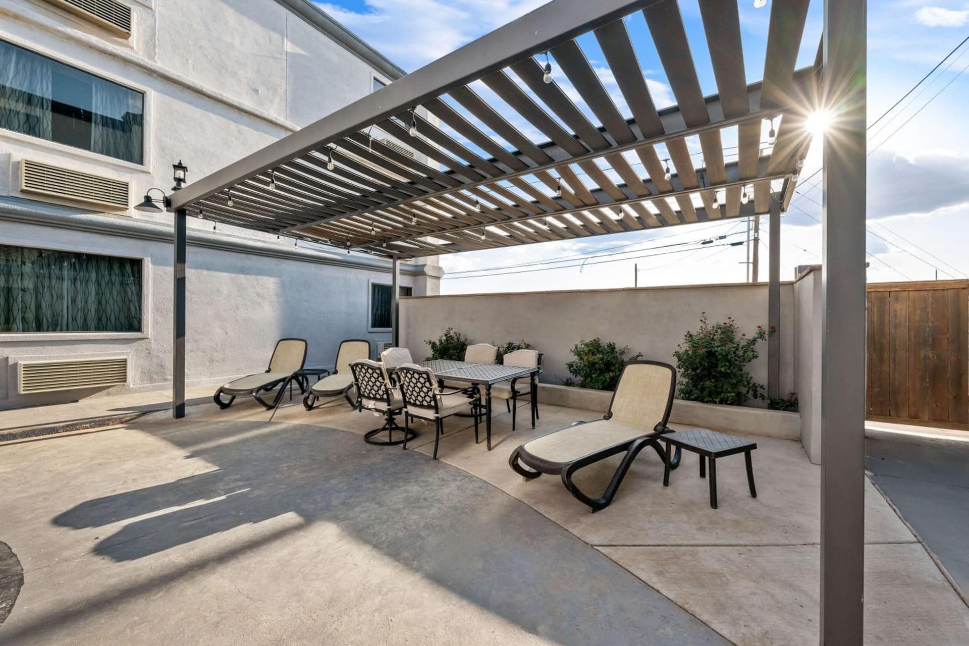 SureStay Plus Hotel by Best Western Lubbock Medical Center gallery photo in Lubbock, TX — image 48