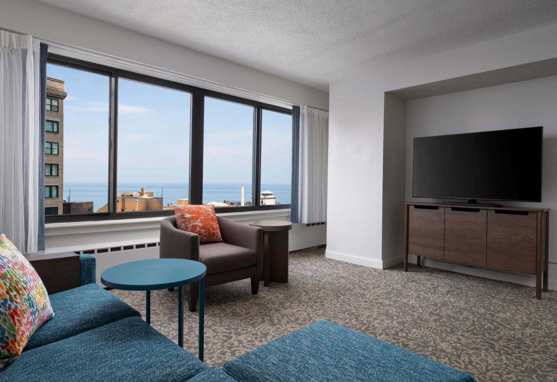 Sonesta ES Suites Chicago Downtown Magnificent Mile Medical interior in Chicago, IL — gallery photo 2