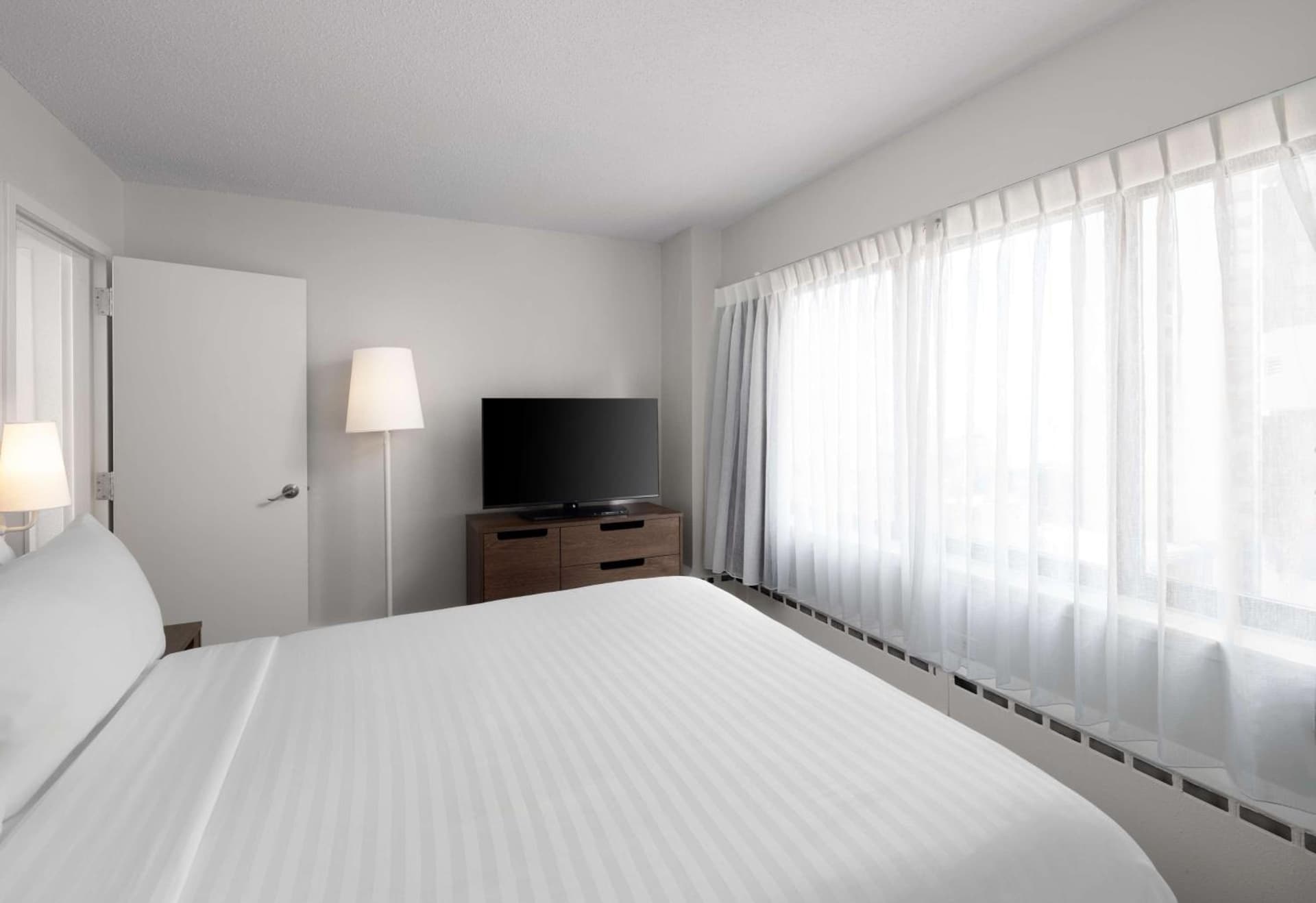 Sonesta ES Suites Chicago Downtown Magnificent Mile Medical gallery photo in Chicago, IL — image 31