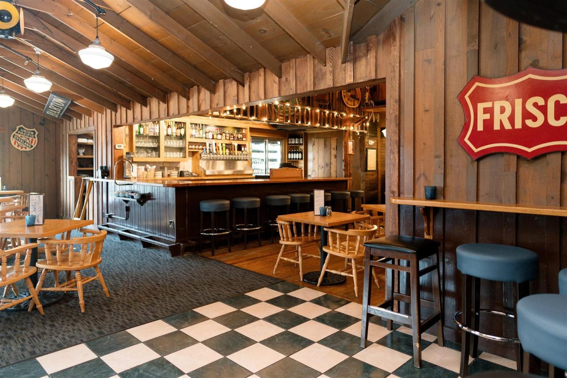 Brown County Inn gallery photo in Nashville, IN — image 53