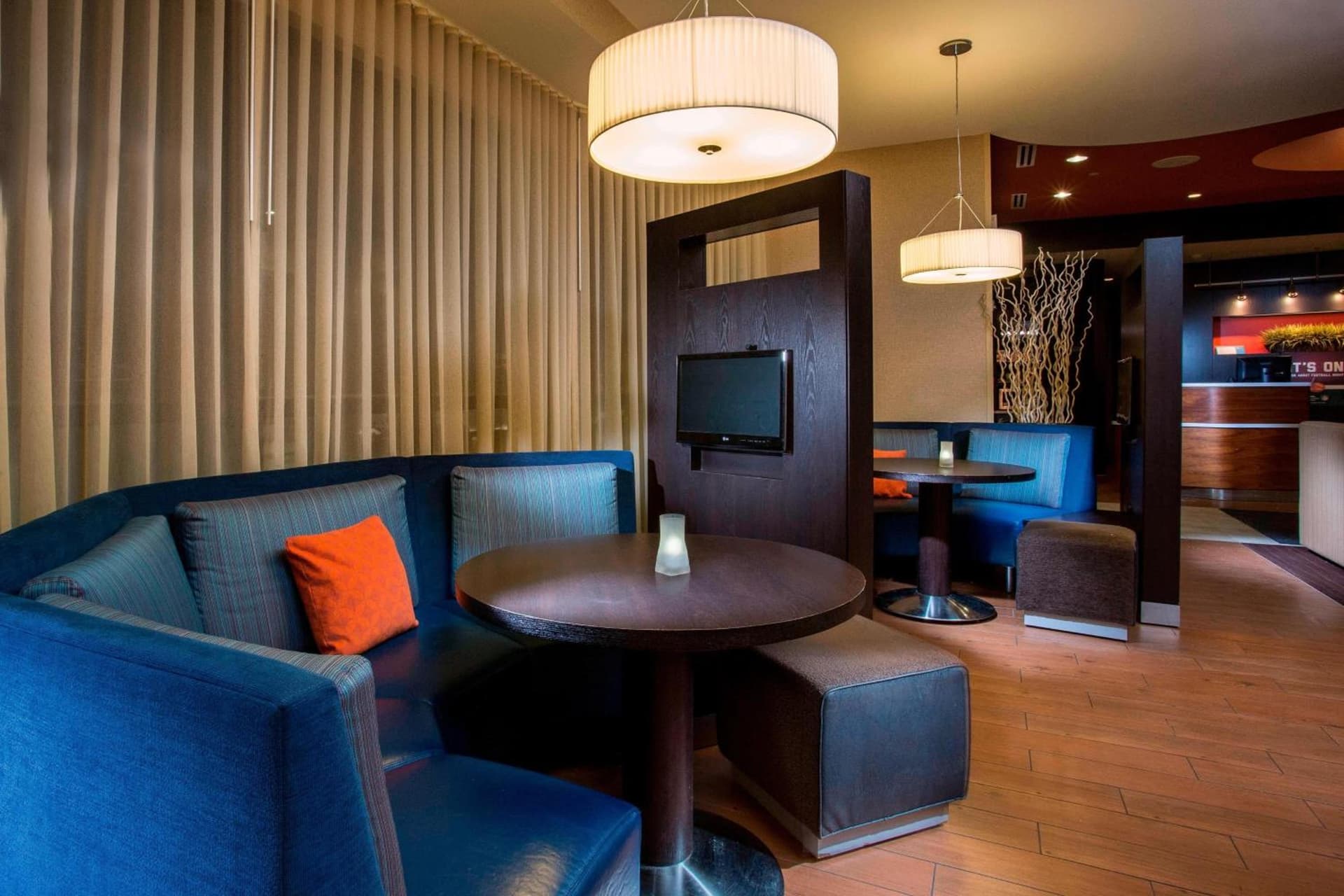 Courtyard by Marriott Peoria property views in Peoria, IL — gallery photo 3