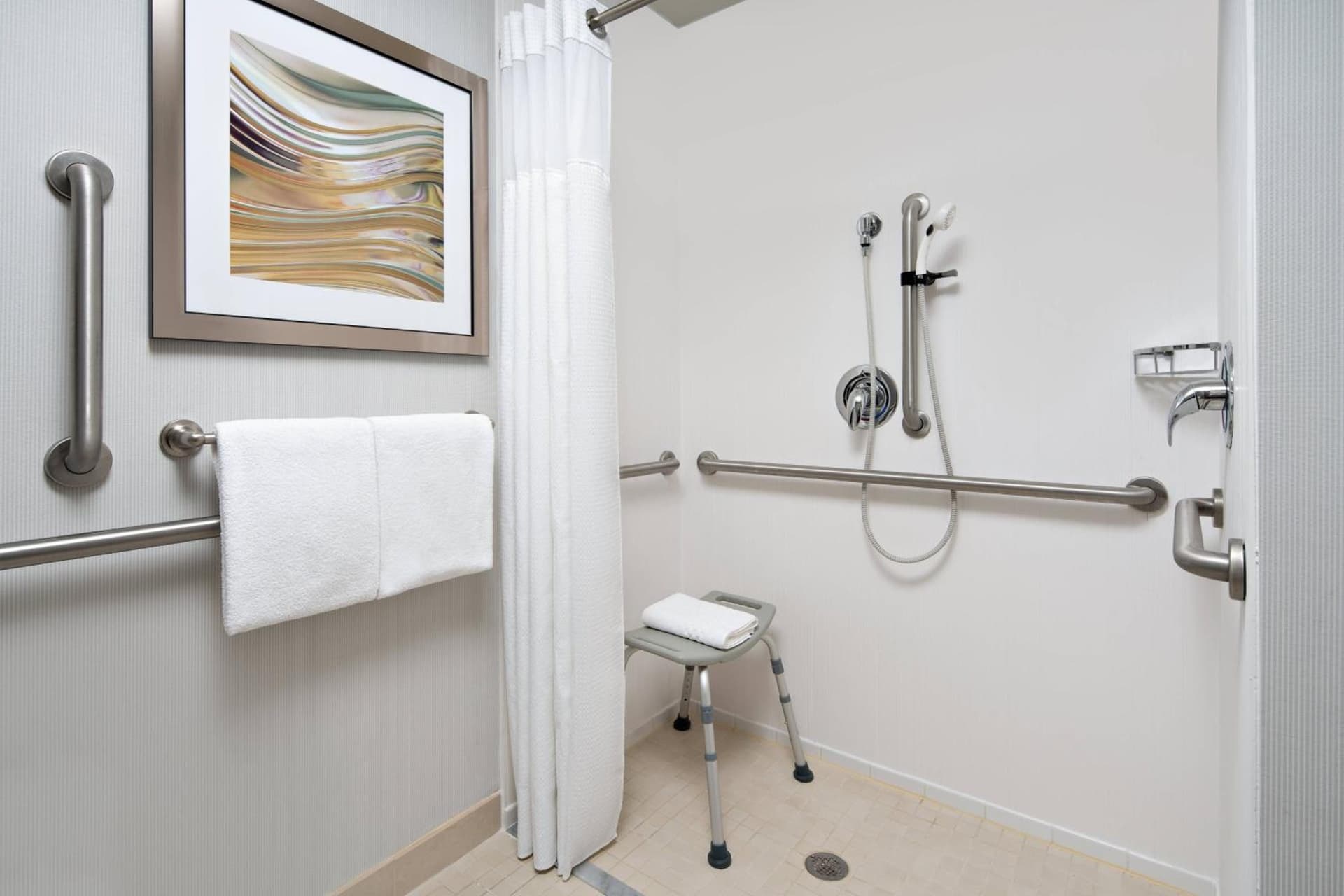 Courtyard by Marriott Raleigh North gallery photo in Raleigh, NC — image 33