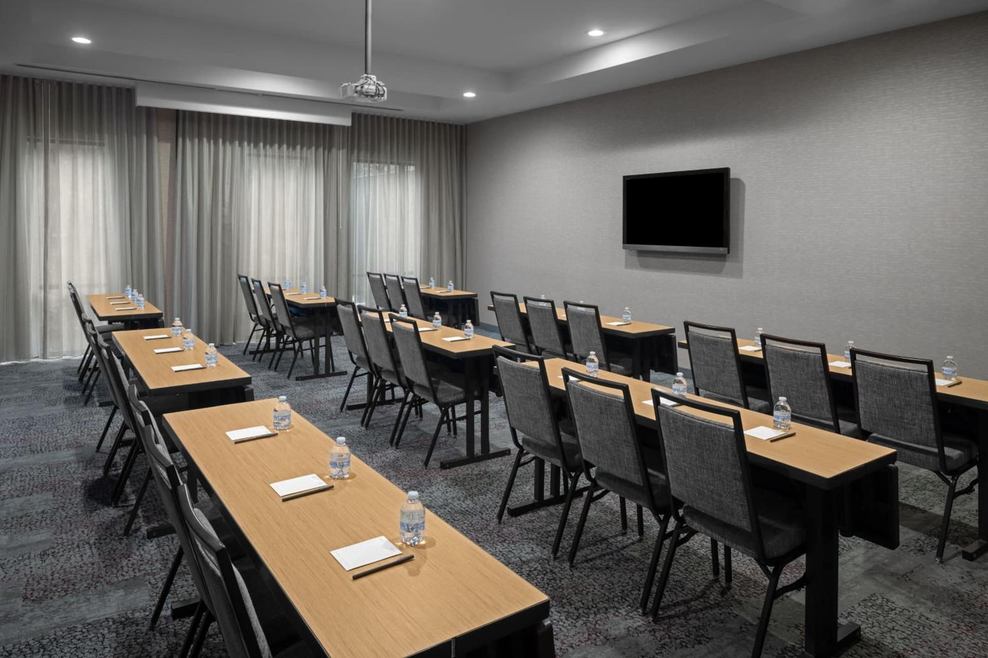 Courtyard by Marriott Raleigh North gallery photo in Raleigh, NC — image 13