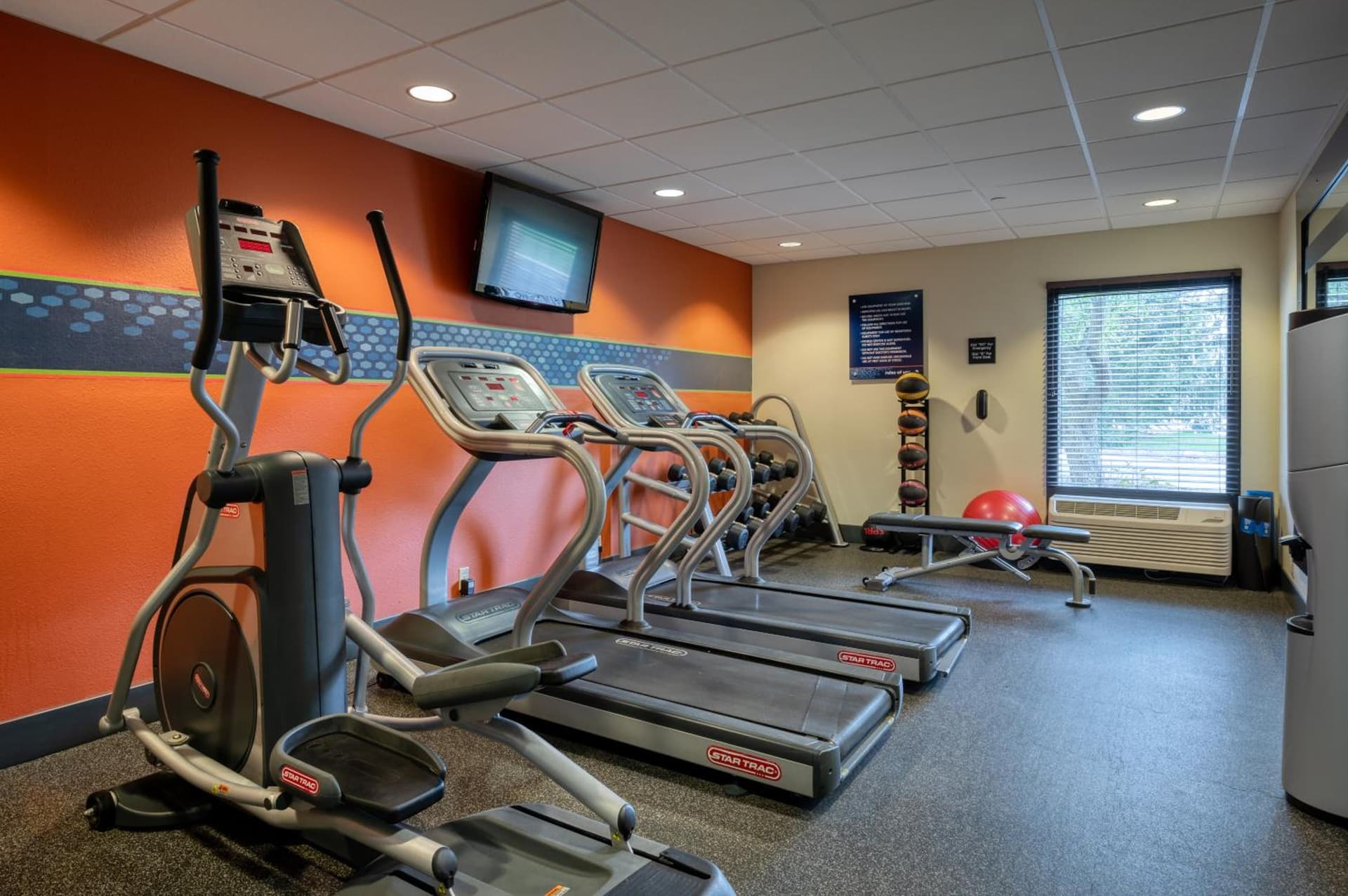 Hampton Inn Janesville gallery photo in Janesville, WI — image 25