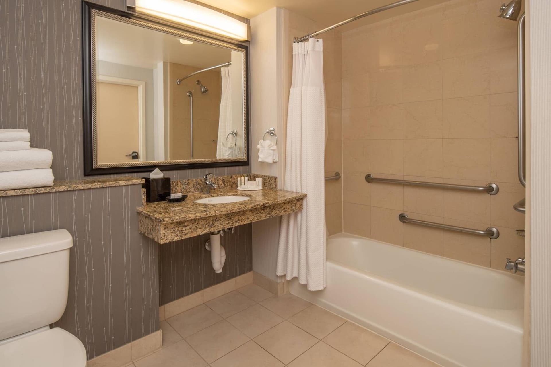 Courtyard by Marriott Sacramento Cal Expo property views in Sacramento, CA — gallery photo 3