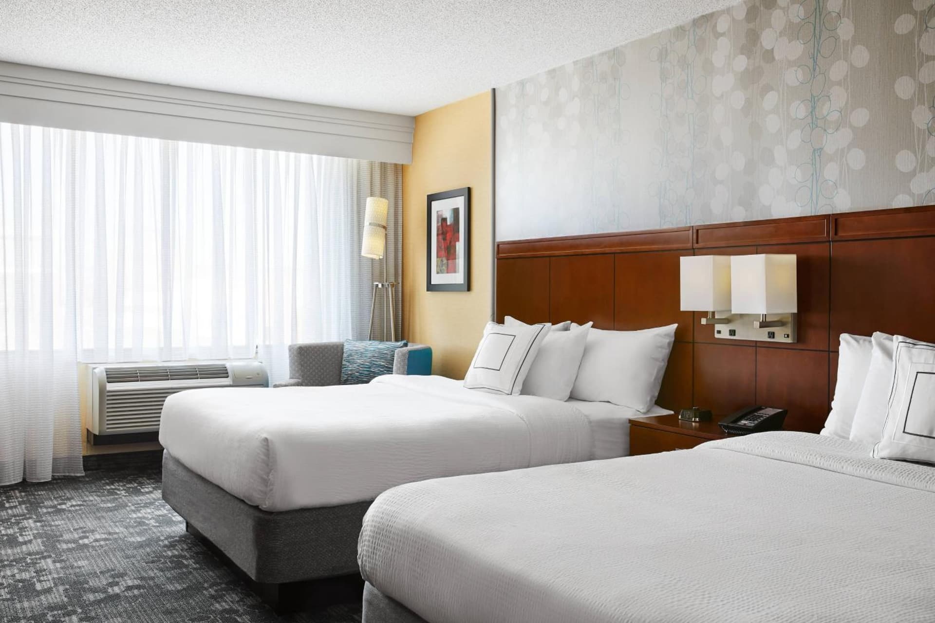 Courtyard by Marriott Newark Downtown gallery photo in Newark, NJ — image 11