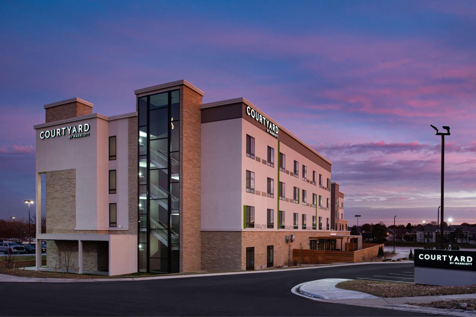 Courtyard Kansas City Olathe interior in Olathe, KS — gallery photo 2