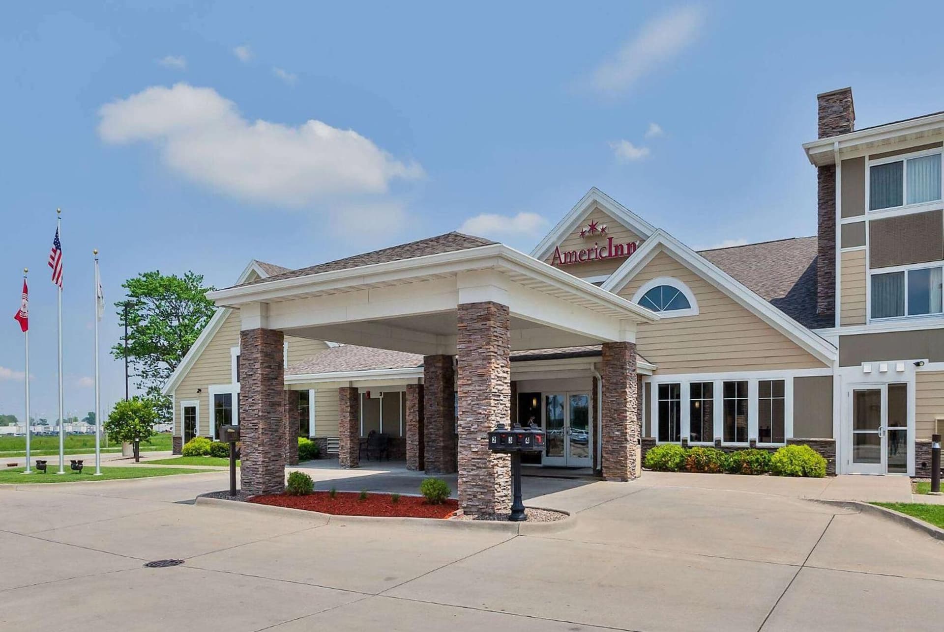 AmericInn by Wyndham Monmouth — hotel in Monmouth, Illinois