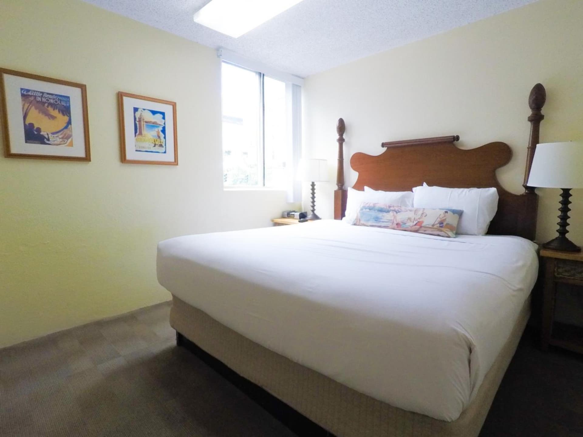 Ohia Waikiki Studio Suites gallery photo in Honolulu, HI — image 12