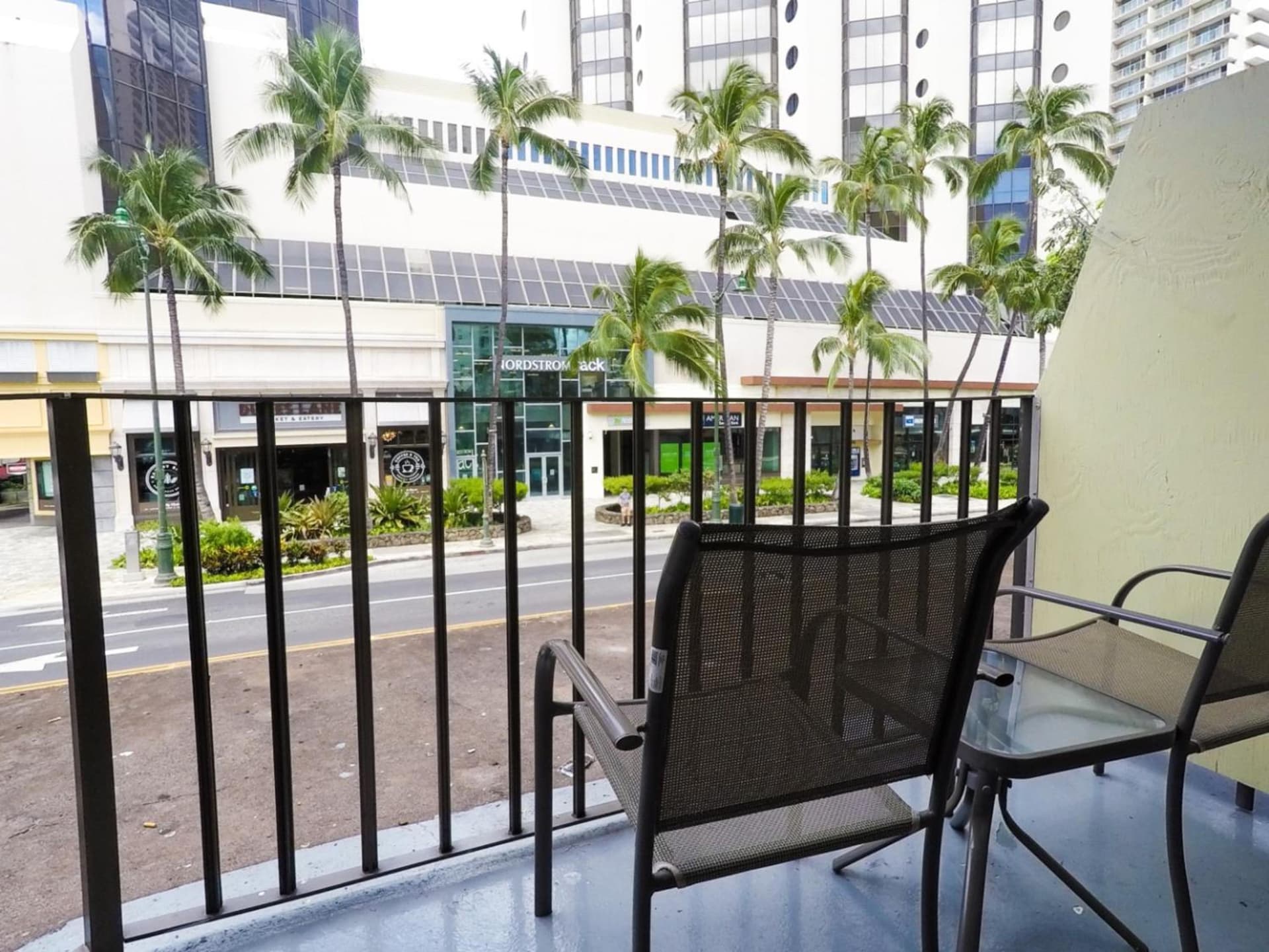 Ohia Waikiki Studio Suites gallery photo in Honolulu, HI — image 29