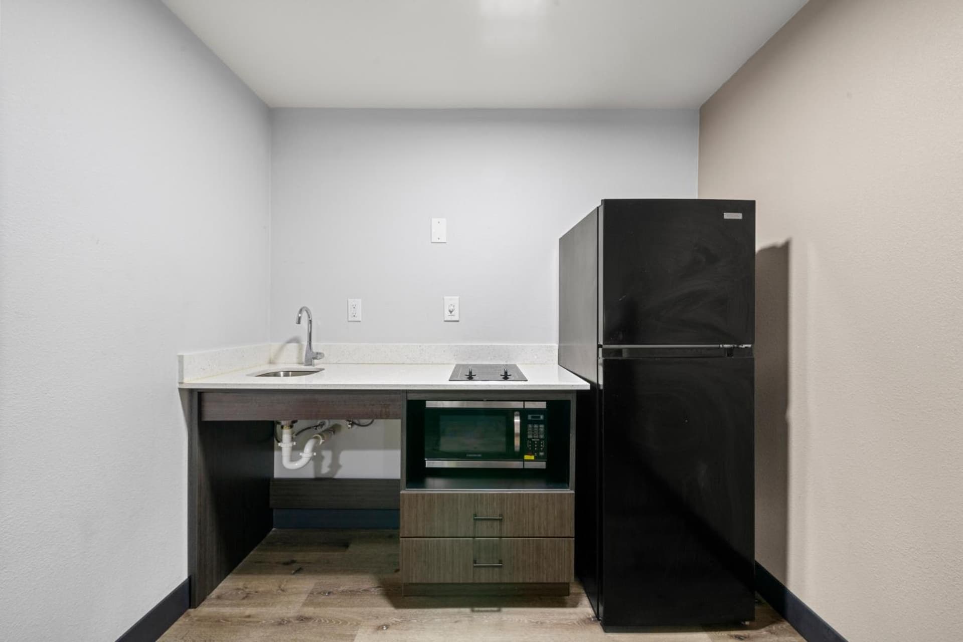 Southern Suites Carrollton property views in Carrollton, GA — gallery photo 3