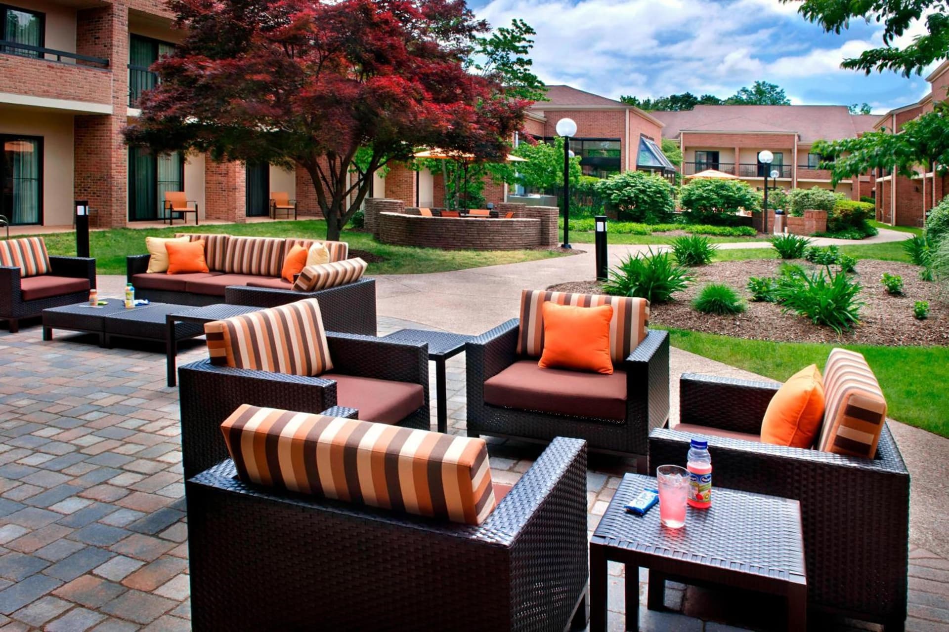 Courtyard By Marriott Hartford Windsor Airport property views in Windsor — gallery photo 3