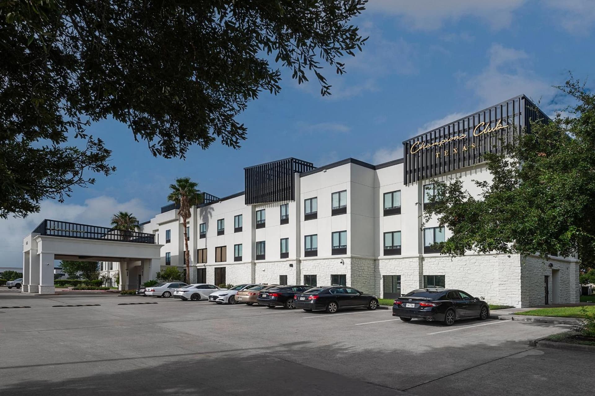 Champions Club and Hotel, Houston Westchase gallery photo in Houston, TX — image 26