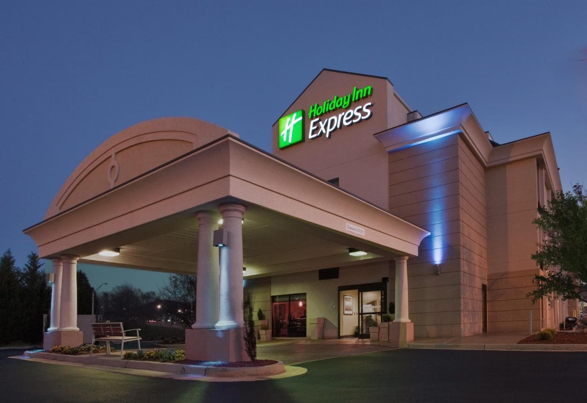 Holiday Inn Express Lynchburg by IHG featured exterior or lobby in Lynchburg, VA — similar hotel