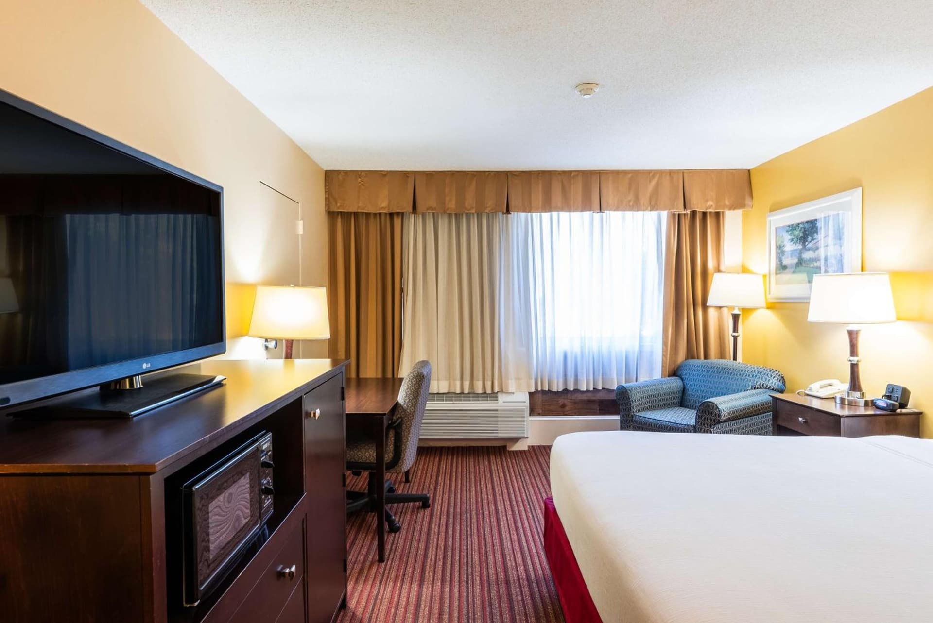 Fireside Inn & Suites Portland gallery photo in Portland, ME — image 16